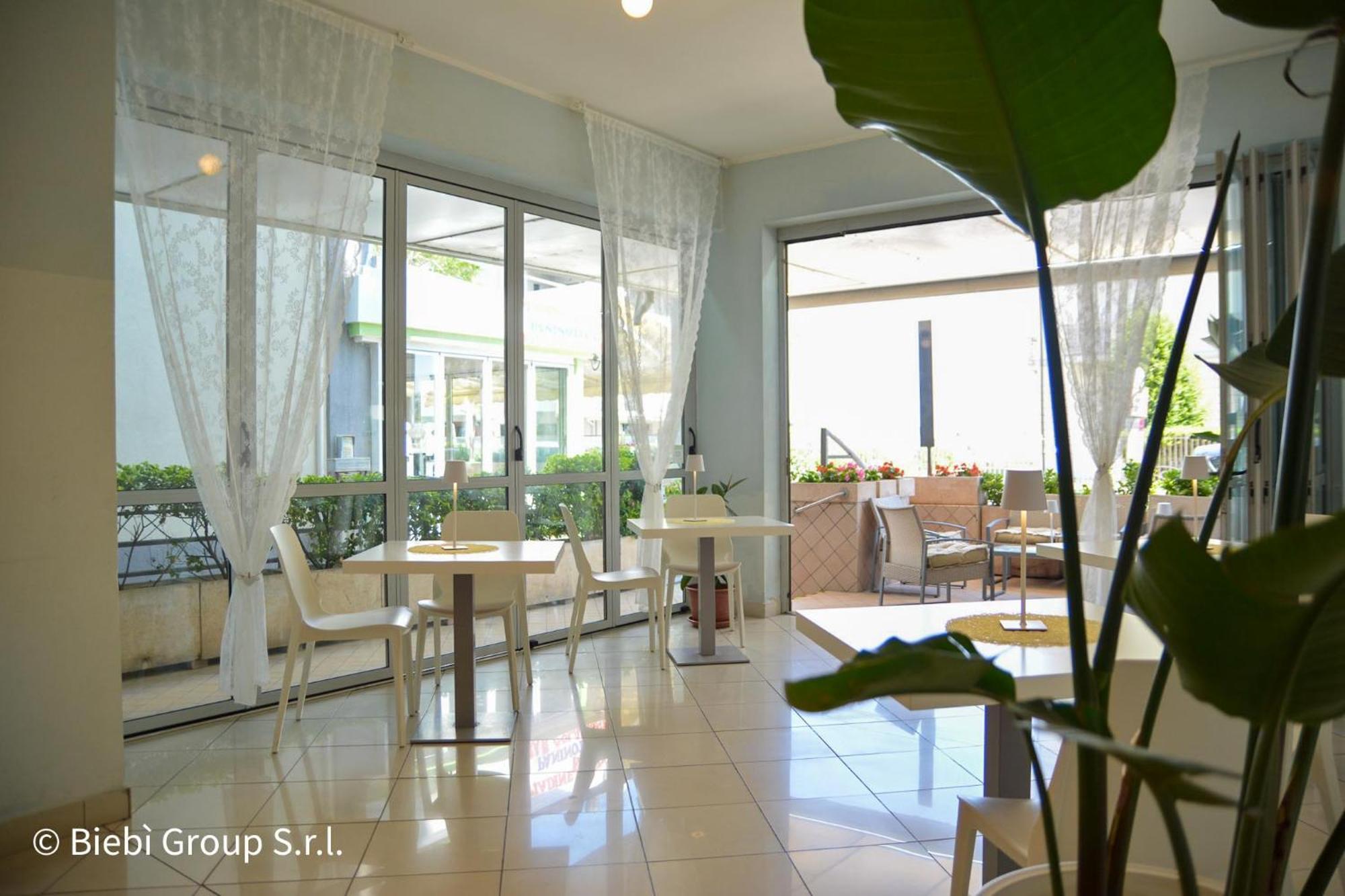 Hotel Giorg - Waterpark Included Rimini